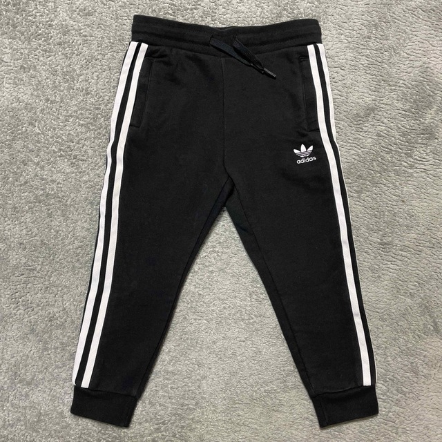 adidas(アディダス)のadidas ジャージ100 キッズ/ベビー/マタニティのキッズ服男の子用(90cm~)(パンツ/スパッツ)の商品写真