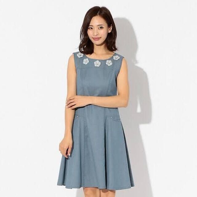 TO BE CHIC - 【TOBECHIC】19SS*デニムワンピース お花モチーフ