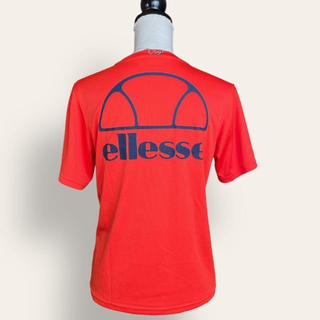 ellesse(エレッセ)の【極美品】エレッセ　トレーニングウエア　ジム　ヨガ　ウォーキング　即完　半袖 メンズのトップス(Tシャツ/カットソー(半袖/袖なし))の商品写真