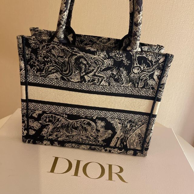 Dior - DIORブックトート ︎新スモールサイズの通販 by Sharon's shop｜ディオールならラクマ