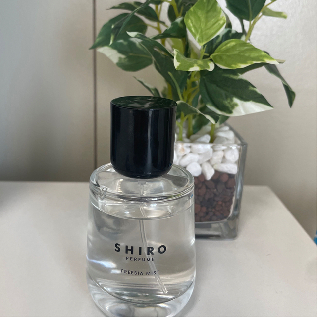 shiro フリージアミスト香水