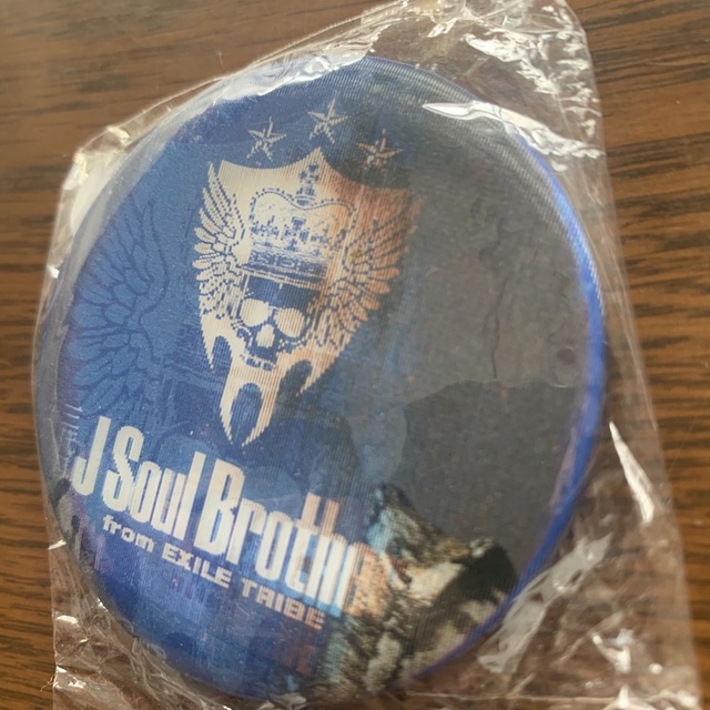 三代目 J Soul Brothers(サンダイメジェイソウルブラザーズ)の【新品未使用】三代目　JSB3 ガチャ　グッズ　今市隆二　チェンジング缶バッジ エンタメ/ホビーのタレントグッズ(ミュージシャン)の商品写真