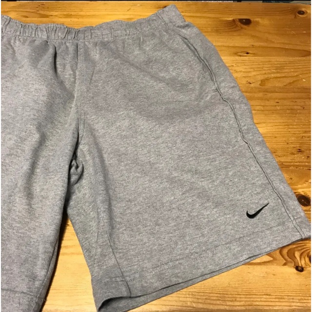 NIKE(ナイキ)のNIKE ハーフパンツ メンズのパンツ(ショートパンツ)の商品写真