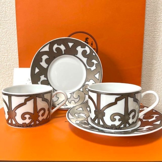 エルメス HERMES》 ガダルキヴィール ティーカップ&ソーサー-