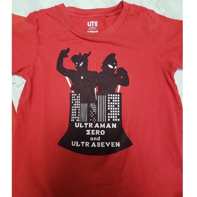 男の子Tシャツ2枚 ｾﾞﾝｶｲｼﾞｬｰ UT ｳﾙﾄﾗﾏﾝ キッズ/ベビー/マタニティのキッズ服男の子用(90cm~)(Tシャツ/カットソー)の商品写真