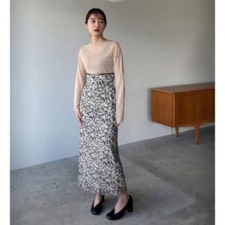 claneクラネ　FLORET EMBROIDERY SKIRT スカート