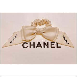 シャネル(CHANEL)のCHANEL シャネル　シュシュ　リボン　ホワイト　白　新品　ヘアアクセサリー(ヘアゴム/シュシュ)