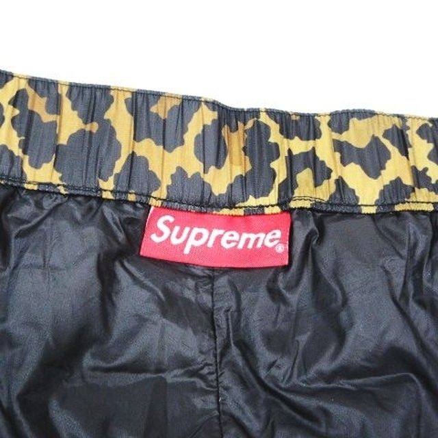 Supreme(シュプリーム)の21AW SUPREME Micro Down Pants Leopard XL メンズのパンツ(スラックス)の商品写真