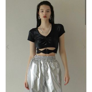 バブルス(Bubbles)のtwist cropped tops meltthelady(カットソー(半袖/袖なし))