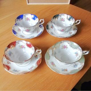 ロイヤルアルバート(ROYAL ALBERT)のROYAL ALBERT(ロイヤルアルバート)●エンプレスシリーズ　4客セット(食器)