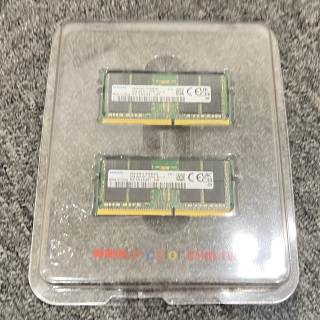 SAMSUNG(サムスン)のSamsung サムソン DDR4 3200 ノート用 32G×2 メモリー スマホ/家電/カメラのPC/タブレット(PCパーツ)の商品写真