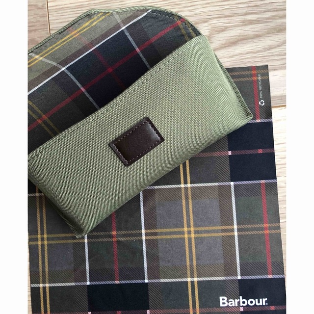 Barbour(バーブァー)のbarbour バブアー　メガネケース　新品 メンズのファッション小物(サングラス/メガネ)の商品写真