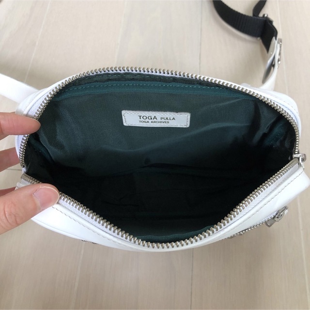 TOGA メタルステッチ レザー ベルトバッグ ウエストバッグ ボディ