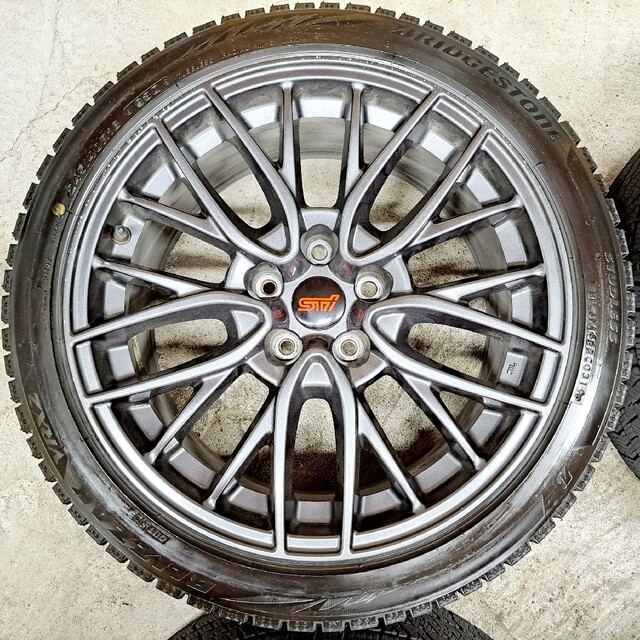スバル - スバル WRX STI 純正 ホイールタイヤ スタッドレス 8.5J