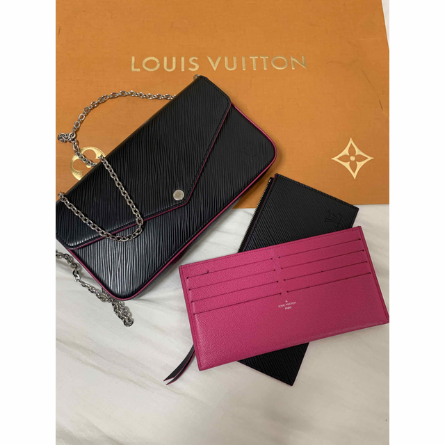 LOUIS VUITTON(ルイヴィトン)のルイヴィトン・ポシェットフェリシー・定価20万チェーンショルダーバッグ レディースのバッグ(ショルダーバッグ)の商品写真