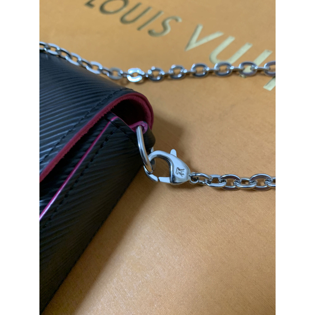 LOUIS VUITTON(ルイヴィトン)のルイヴィトン・ポシェットフェリシー・定価20万チェーンショルダーバッグ レディースのバッグ(ショルダーバッグ)の商品写真