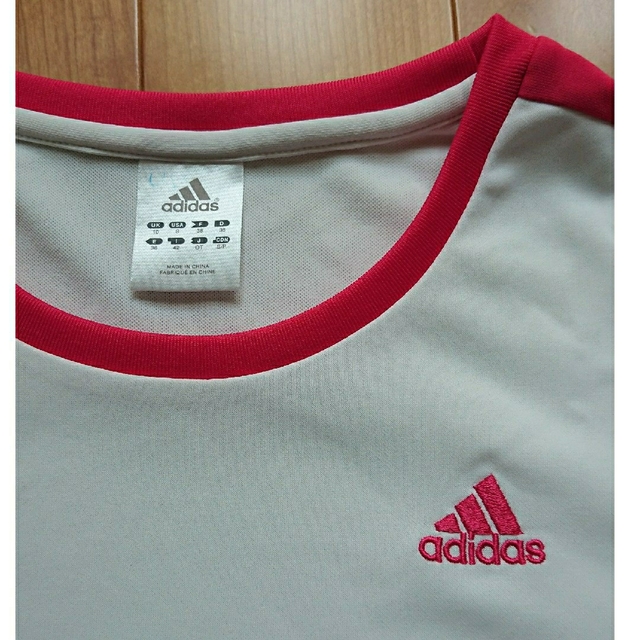 adidas(アディダス)のadidas climalite Tシャツ レディース サイズO 袖ピンク スポーツ/アウトドアのランニング(ウェア)の商品写真