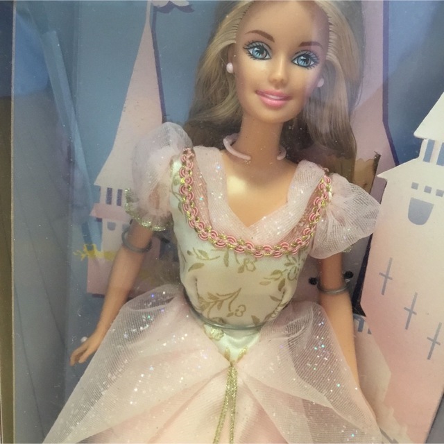 Barbie(バービー)のBarbie バービー人形　未開封 キッズ/ベビー/マタニティのおもちゃ(ぬいぐるみ/人形)の商品写真