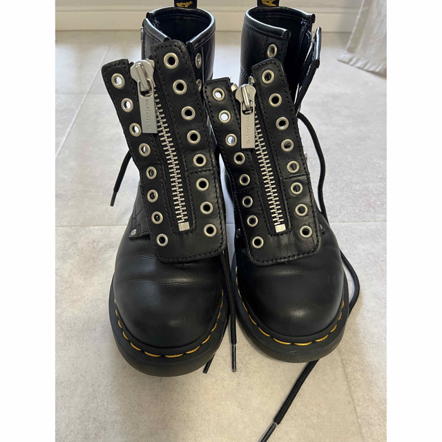 Dr.Martens(ドクターマーチン)のDr.Martens  ブーツ8ホール　革黒　レディース レディースの靴/シューズ(ブーツ)の商品写真