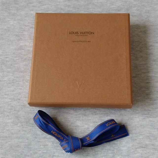 LOUIS VUITTON - ☆格安 LOUIS VUITTON(ルイヴィトン) BOX☆の通販 by