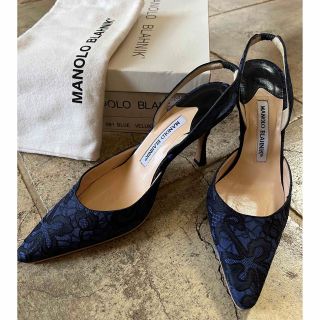 マノロブラニク(MANOLO BLAHNIK)のMANOLO BLAHNIK  CAROLYNE ネイビーレース#35(サンダル)