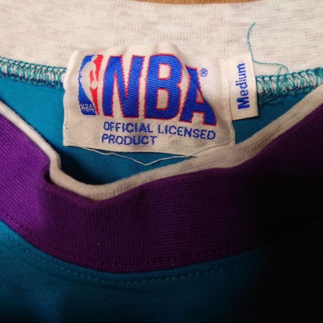 NBA オフィシャル　シャーロットホーネッツ　ビッグプリント　Tシャツ　古着
