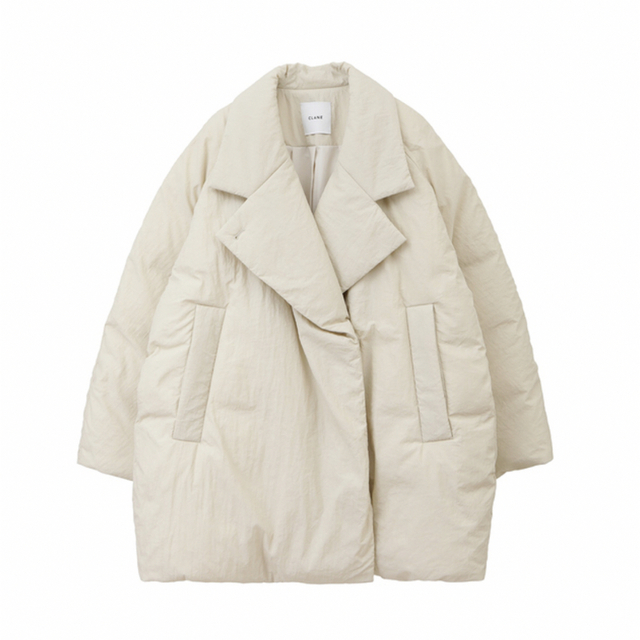 CLANE(クラネ)の【CLANE(クラネ)】 COCOON SHORT DOWN COAT レディースのジャケット/アウター(ダウンジャケット)の商品写真