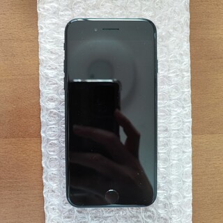 アイフォーン(iPhone)のiPhoneSE3　第3世代　ミッドナイトブラック　64GB　美品(スマートフォン本体)