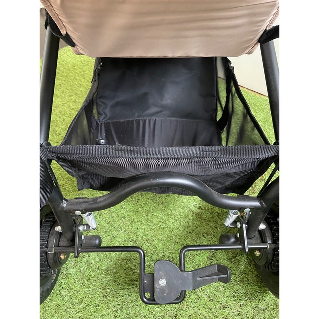 AIRBUGGY(エアバギー)の美中古　Airbuggy COCO エアバギーココ　ブレーキモデル キャメル　 キッズ/ベビー/マタニティの外出/移動用品(ベビーカー/バギー)の商品写真