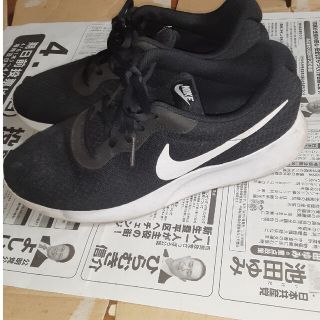 ナイキ(NIKE)の専用商品です！ナイキ　NIKE　タンジュン(スニーカー)