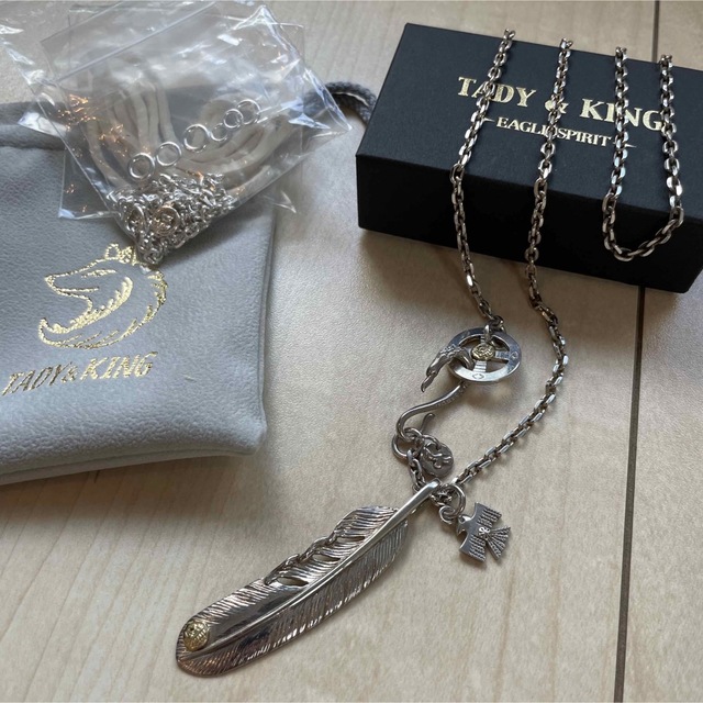 TADY&KING - 【中古品】tady and king メタル付き特大フェザー TADY&KING - 【中古品】tady and king メタル付き特大フェザー
