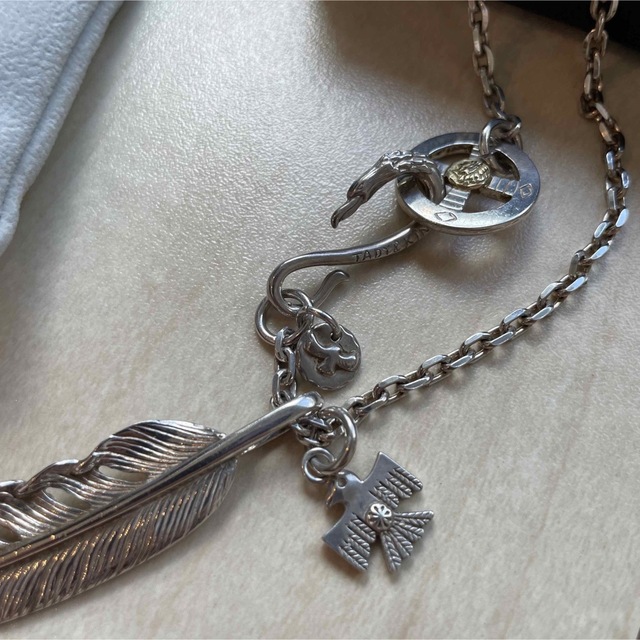 TADY&KING - 【中古品】tady and king メタル付き特大フェザー TADY&KING - 【中古品】tady and king メタル付き特大フェザー