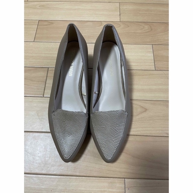新品 ナチュラルビューティー パンプス