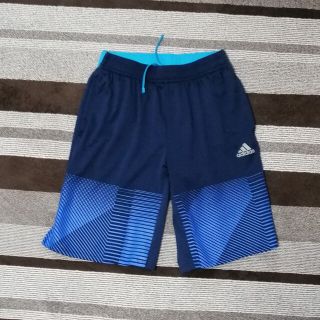 アディダス(adidas)のアディダス　短パン(ウェア)