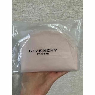 ジバンシィ(GIVENCHY)の【未使用】GIVENCHY ポーチ(ポーチ)