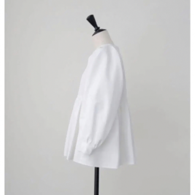⭐︎shino様専用⭐︎ OHGA パターンブラウス　ホワイト レディースのトップス(シャツ/ブラウス(長袖/七分))の商品写真