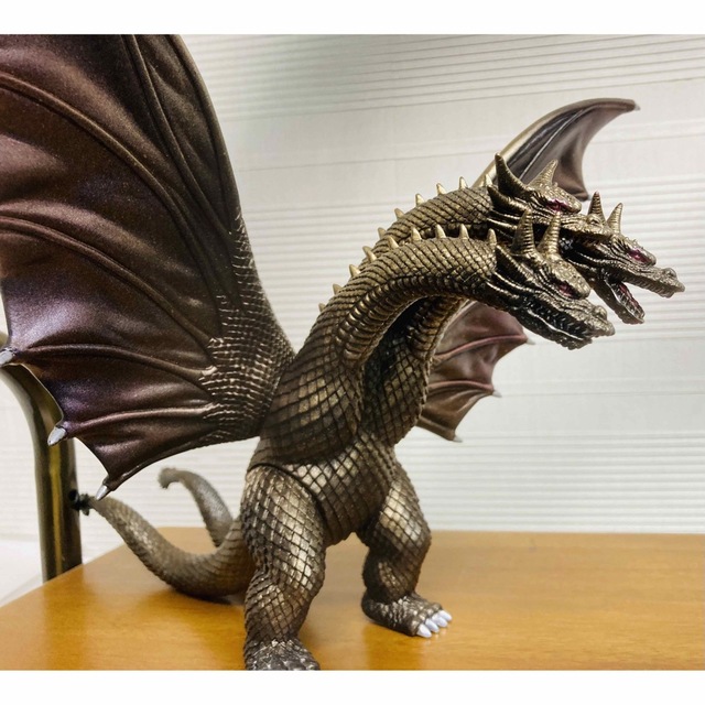 ゴジラ怪獣 キングギドラ リペイント - 特撮