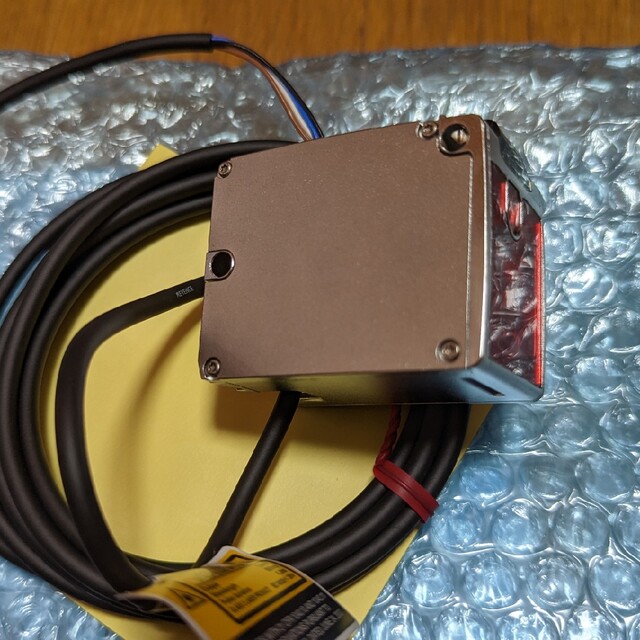 新品未使用】キーエンス レーザーセンサー検出距離5m LR-TB5000 新品未使用】キーエンス レーザーセンサー検出距離5m LR-TB5000