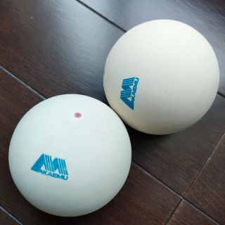 ショーワグローブ(SHOWA GLOVE)のアカエム プラクティス ソフトテニスボール２個　アオエム(ボール)