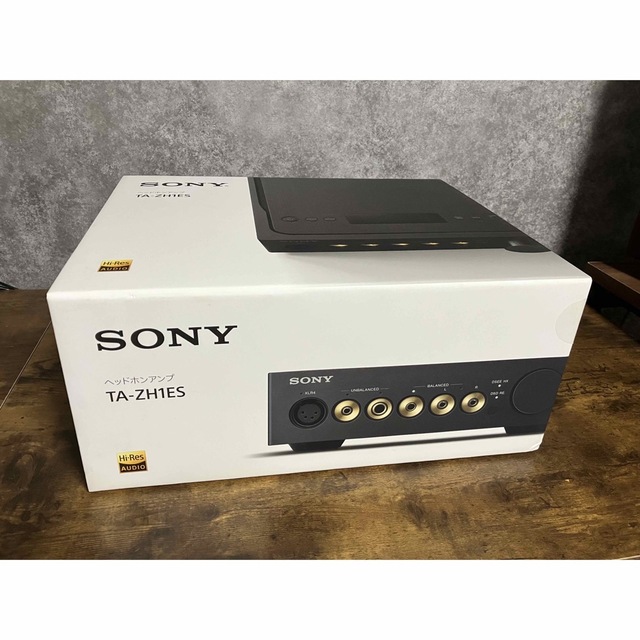 SONY(ソニー)のSONY DAC内蔵ヘッドホンアンプ TA-ZH1ES スマホ/家電/カメラのオーディオ機器(アンプ)の商品写真