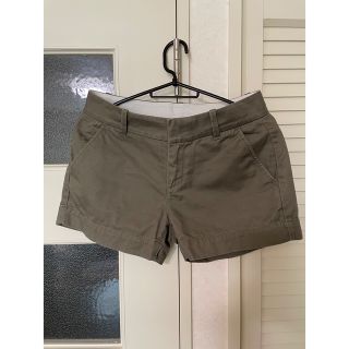 ユニクロ(UNIQLO)のユニクロ　コットン　ショートパンツ　OLIVE (ショートパンツ)