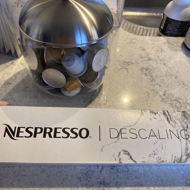 NESPRESSO(ネスプレッソ)のキャサリン様専用✨ネスプレッソ コーヒーメーカー本体＋洗浄剤2個 スマホ/家電/カメラの調理家電(エスプレッソマシン)の商品写真