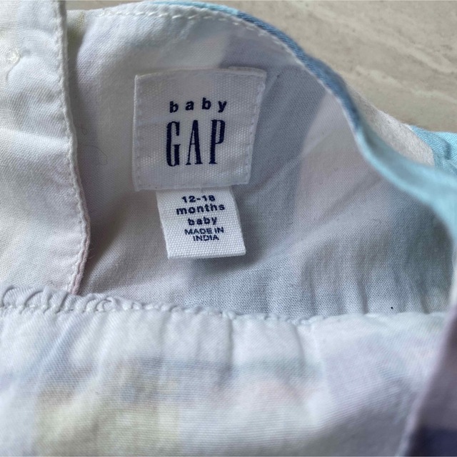 babyGAP(ベビーギャップ)のBaby Gap☆マルチカラーチェックスモッキングノースリーブワンピース☆80 キッズ/ベビー/マタニティのベビー服(~85cm)(ワンピース)の商品写真