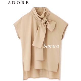 アドーア(ADORE)のADORE アドーア ライトコットンボウタイブラウス STORY掲載商品(シャツ/ブラウス(半袖/袖なし))