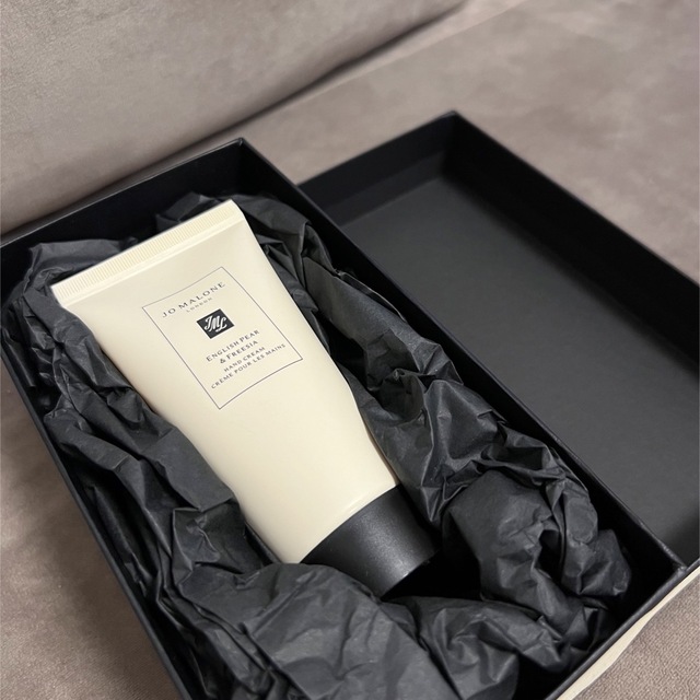 JO MALONE イングリッシュ ペアー & フリージア ハンドクリーム