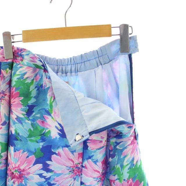 TOCCA(トッカ)のトッカ BLOOMING FLOWER フレアスカート ひざ丈 花柄 6 青 レディースのスカート(ひざ丈スカート)の商品写真