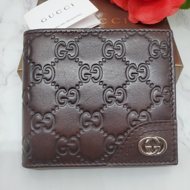 最大69%オフ! 未使用に近い‼️ グッチ GUCCI 財布 二つ折り 折り財布