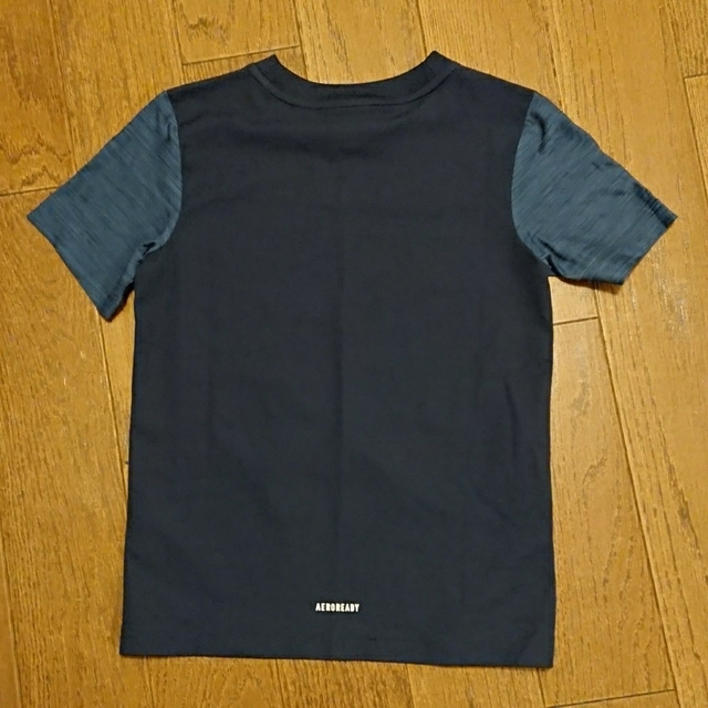 adidas(アディダス)のadidas 半袖Tシャツ 130cm キッズ/ベビー/マタニティのキッズ服男の子用(90cm~)(Tシャツ/カットソー)の商品写真