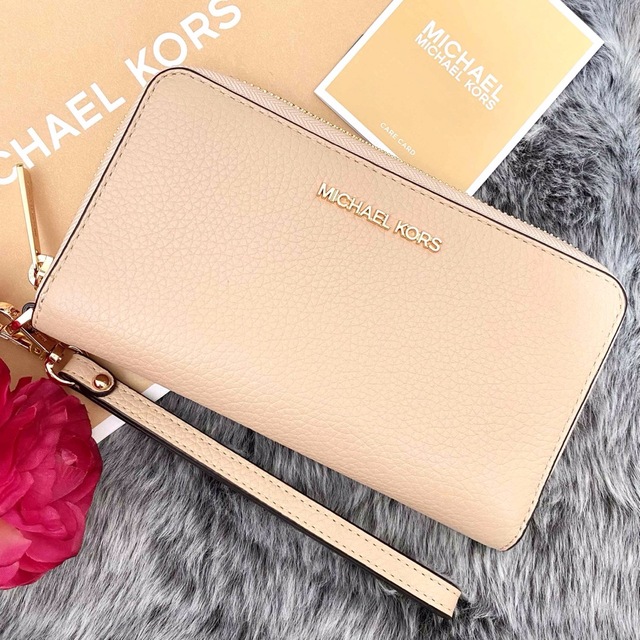 新品☆ MICHAEL KORS ベージュ レザー 長財布 スマホケーススマホケース