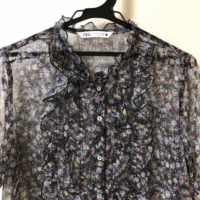 ZARA(ザラ)のZARA シフォンブラウス　 レディースのトップス(シャツ/ブラウス(半袖/袖なし))の商品写真